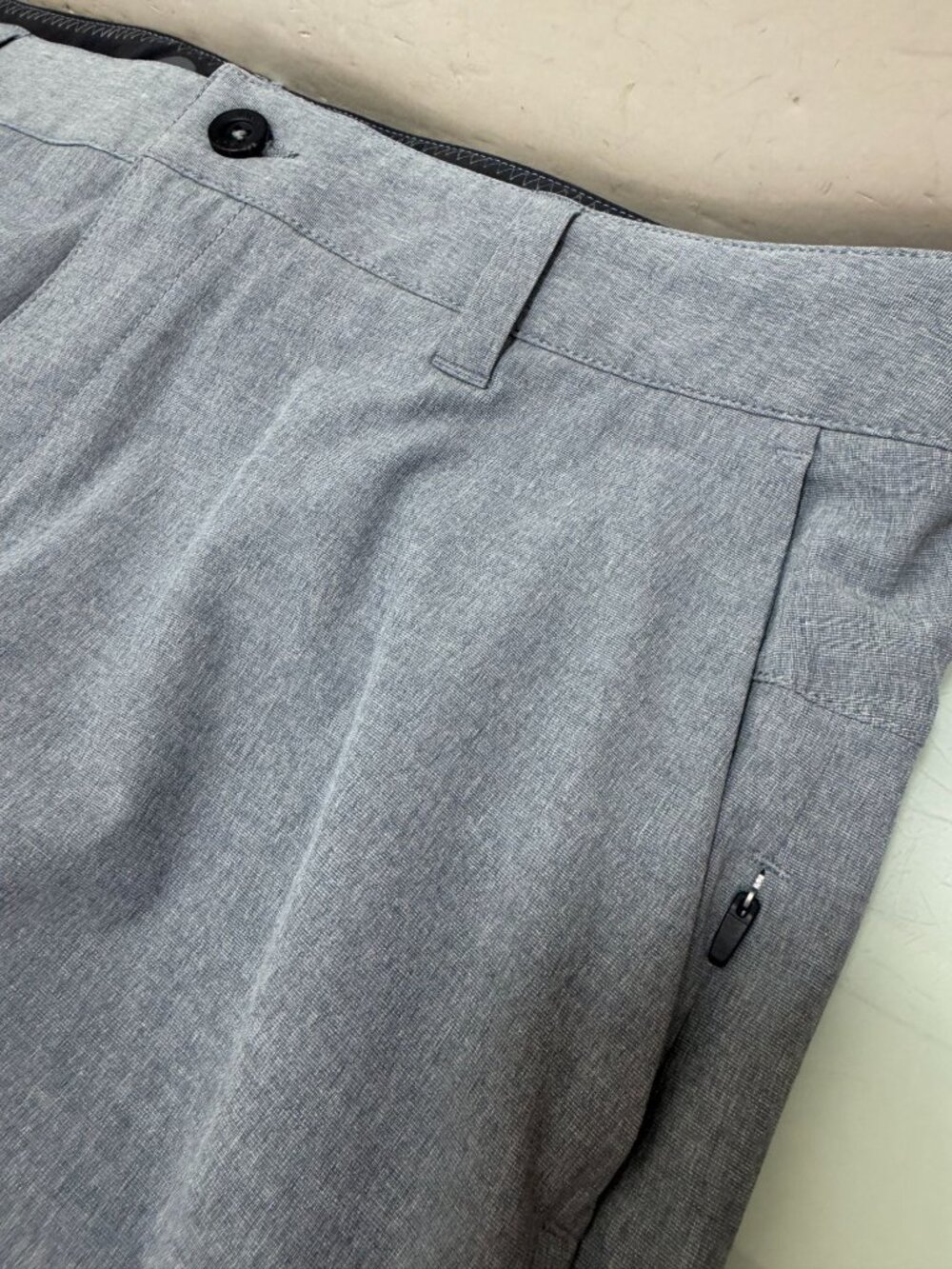 Vuori Aim Pants Mens 36X31Gray Lightweight Performance Stretch Golf Chino - Picture 14 of 14